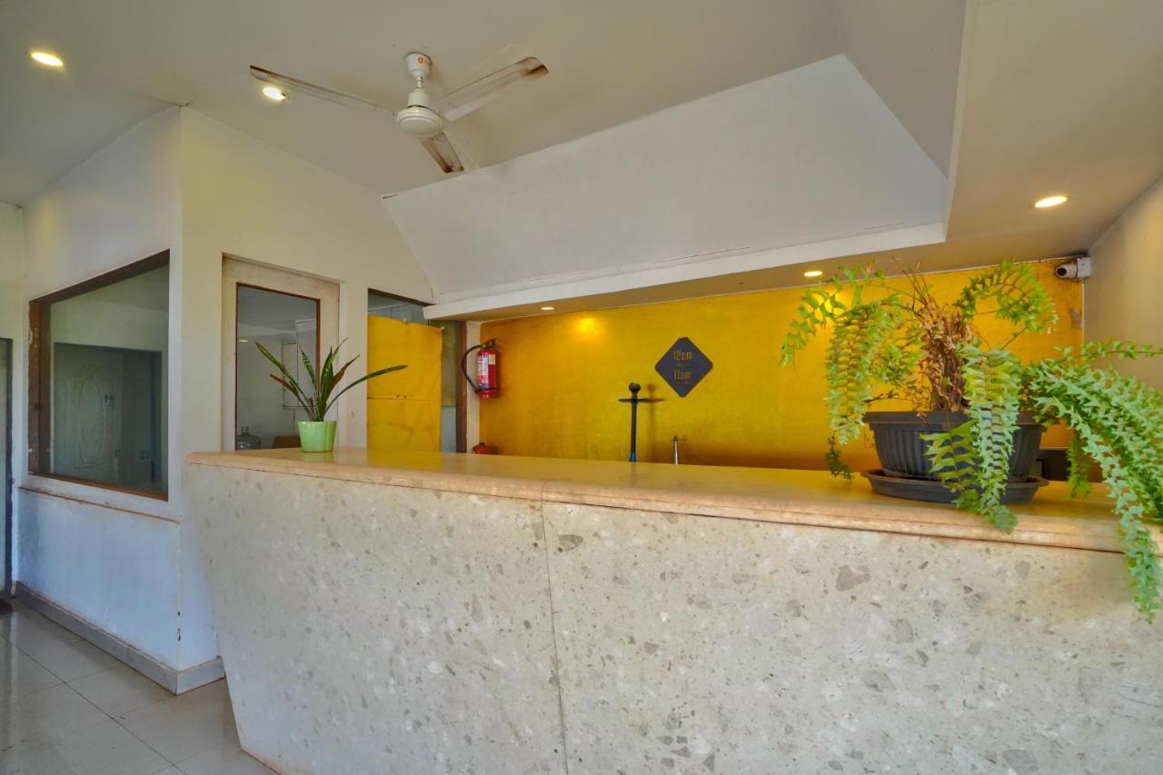 Morjim Holiday Beach Resort 外观 照片